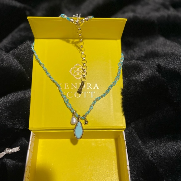 Kendra Scott - Picture 5 of 5